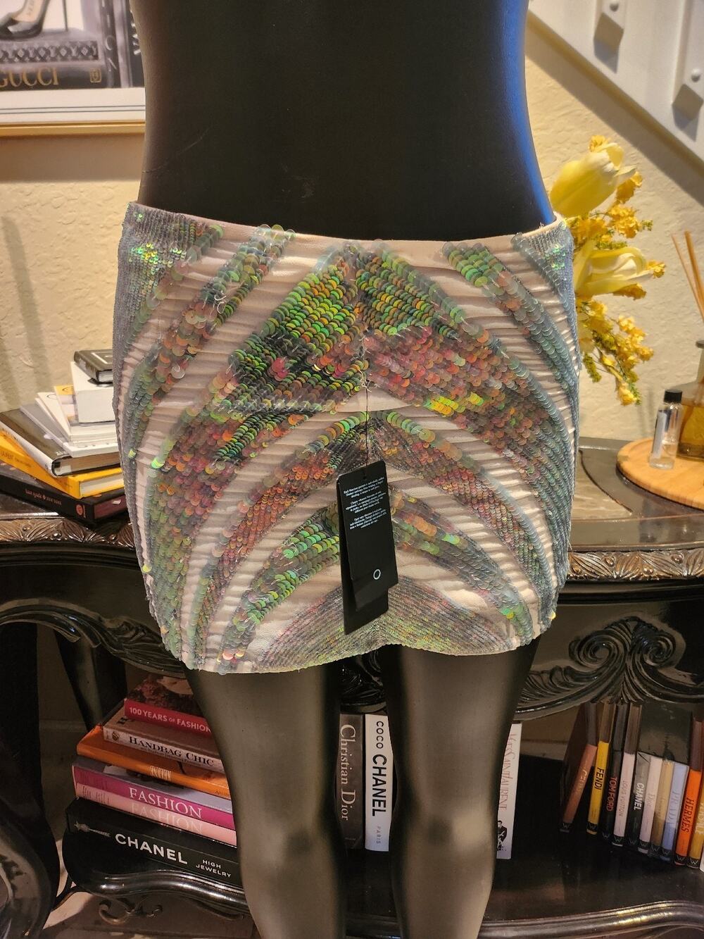 Marciano sequin skirt size 2 NEW